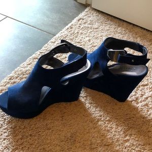 Carlos by Carlos Santana cobalt blue wedge